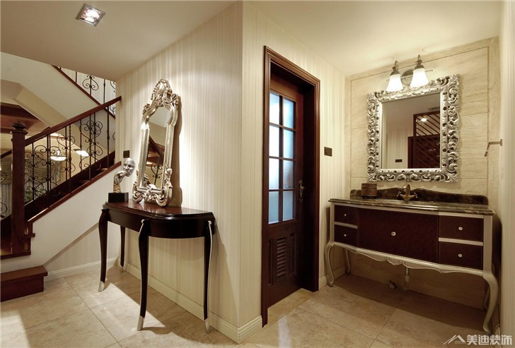 長(zhǎng)沙水云間380㎡歐式風(fēng)格裝修案例圖-玄關(guān)