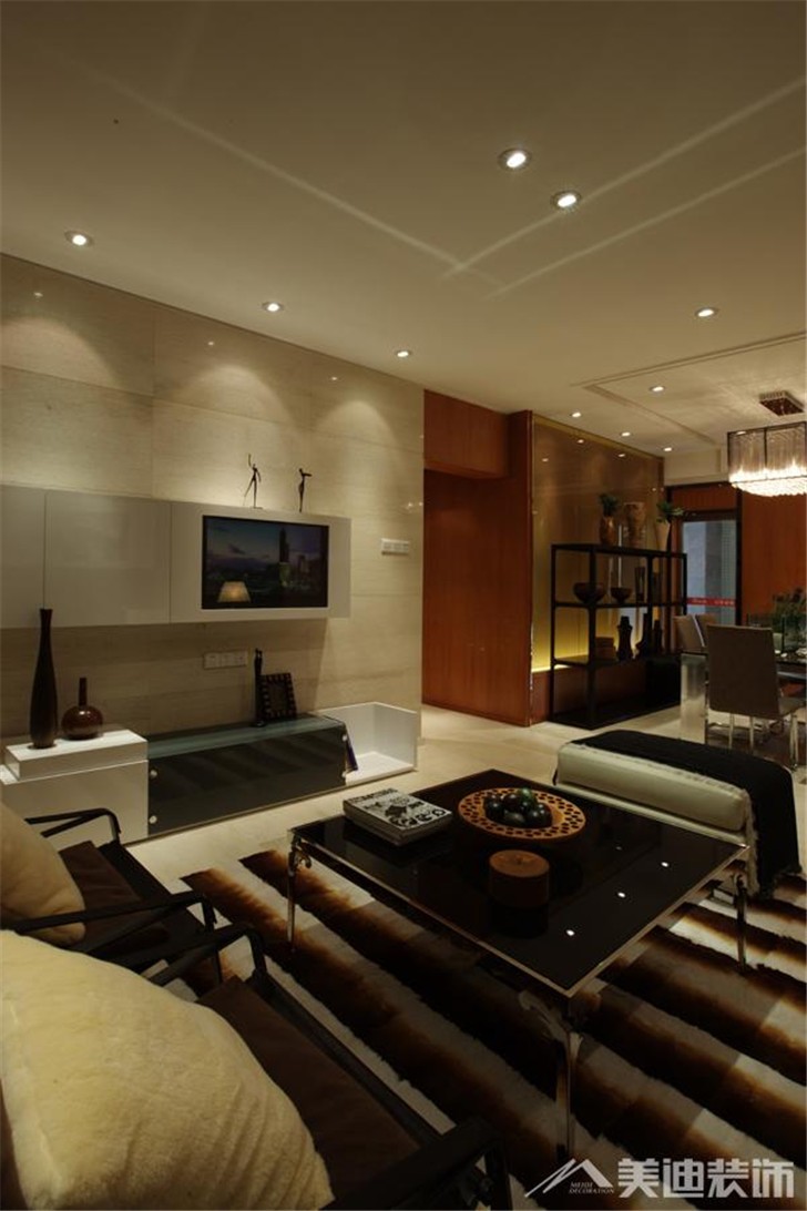 長沙松雅湖金岸150平裝修案例-客廳