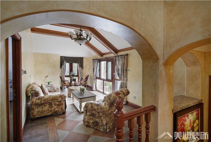 長沙世茂鉑翠灣裝修案例-客廳