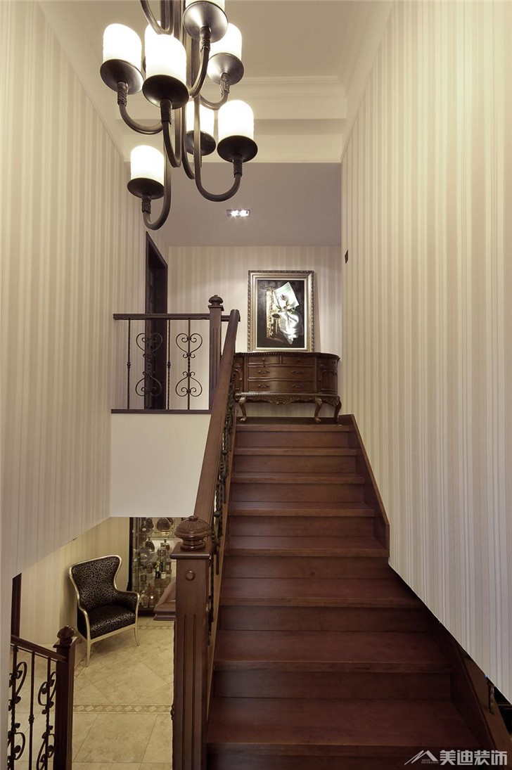 長(zhǎng)沙水云間380㎡歐式風(fēng)格裝修案例圖-走廊