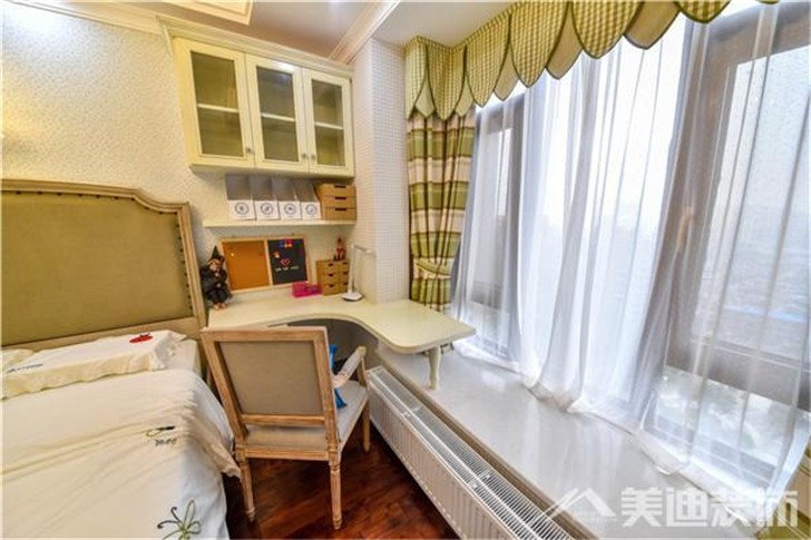 長沙雙灣國際220平裝修案例-臥室