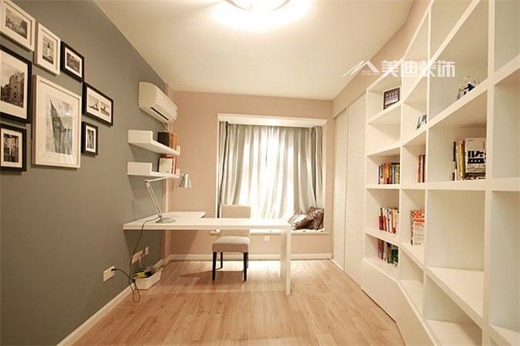 藏瓏兩室兩廳裝修案例-書房
