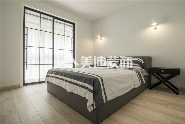 北辰三角洲現代簡約風裝修案例圖—臥室