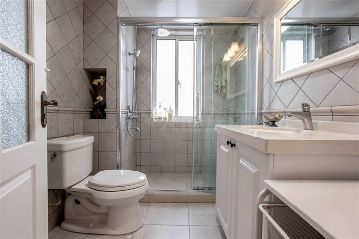 沁園春140平美式風裝修案例圖—臥室