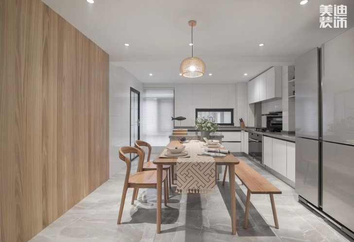 中航城140平米日式風(fēng)格裝修實拍圖--餐廳