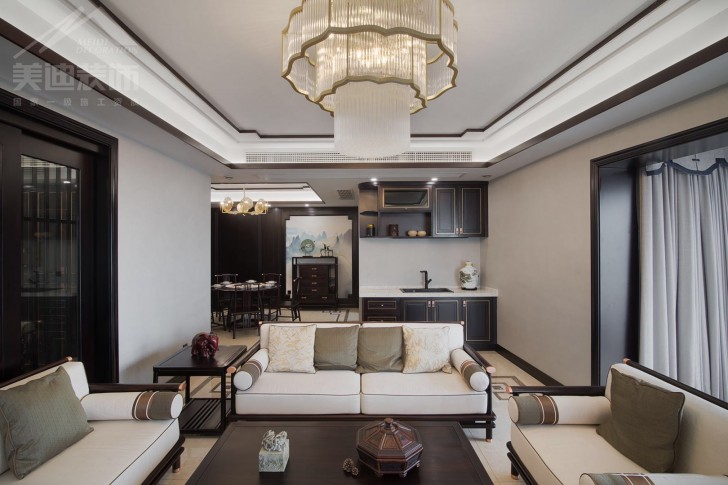 北辰定江洋285平米新中式風裝修案例實拍圖-客廳