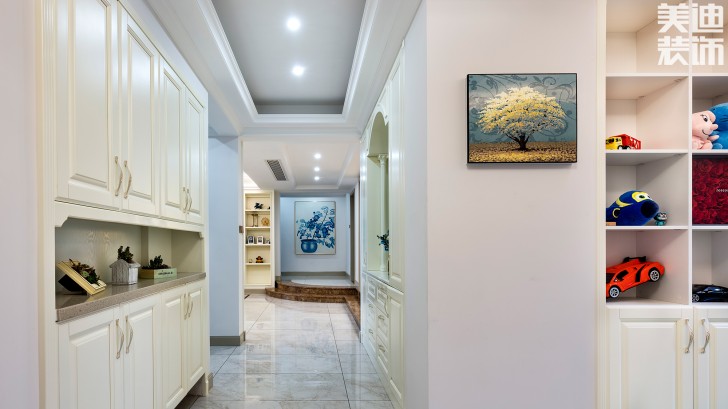 中隆國際御璽220平米美式輕奢風裝修案例實拍圖-玄關