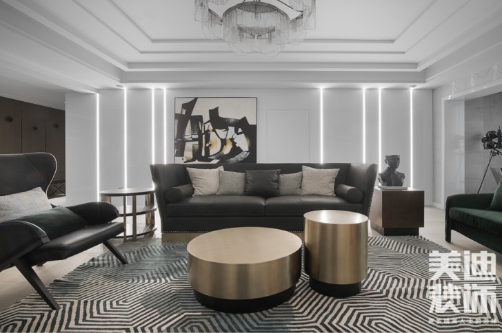 北辰定江洋180平現代簡約風格裝修案例實拍圖--客廳